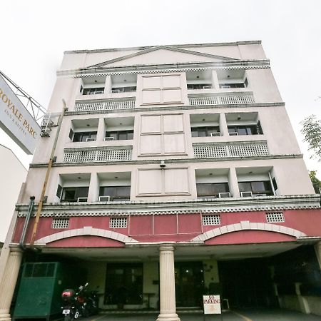 OYO 406 Royal Parc Inn & Suites Quezon City Bagian luar foto